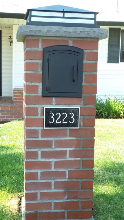 Custom Brick Mailbox By Rod Muilenburg I Love The Light The Numbers