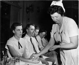 Blood Drive At The NIH Clinical Center 1960 Employees Par Flickr