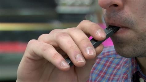 congress raises legal age to buy smoking products from 18 to 21 abc7 san francisco