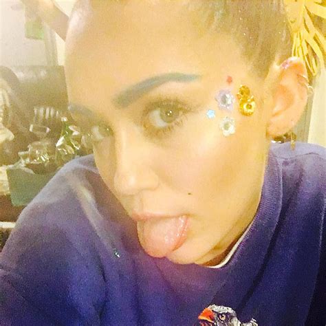 A Retrospective Of Miley Cyrus Eyebrow Looks In Honor Of Her New Blue Brows Shirleyhadson