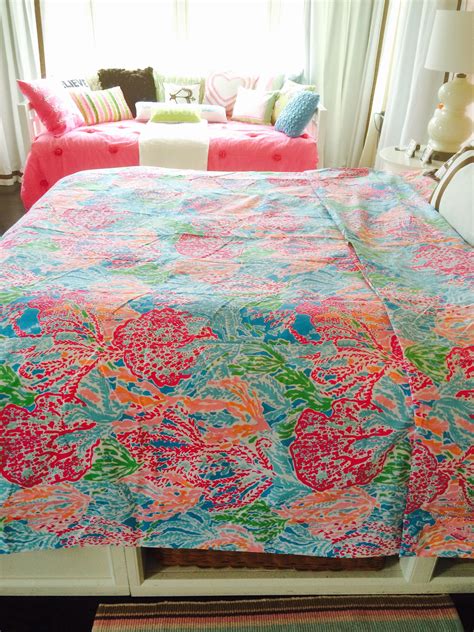 You can use these beautiful lilly pulitzer bedding. Lilly Pulitzer bedding | Lilly pulitzer bedding, Bed, Home