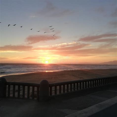 Sunset In San Francisco Stock Image Image Of Beach 182568497