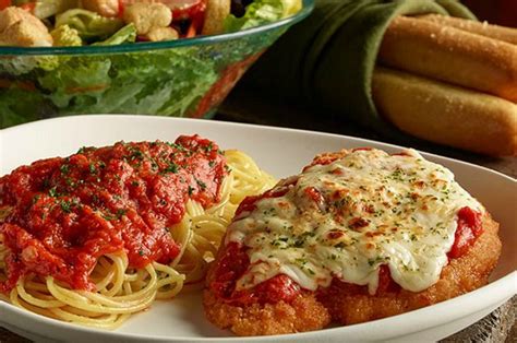 Includes unlimited soup or salad, breadsticks and choice of entree. Olive Garden: Early Dinner Duos Only $8.99 Monday - Thursdays