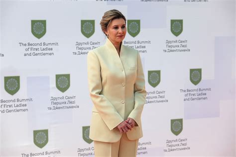 Ukrainian First Lady Says She Doesnt Dwell On Russian Threat To Her