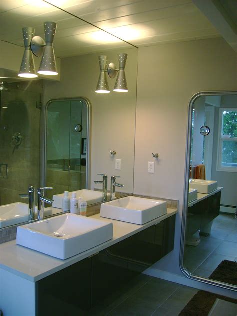 Mid Century Modern Bathroom Lighting Renews