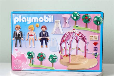 Join us for fun and news from a world full of play and imagination! De allermooiste bruiloft voor je kind: Playmobil City Life ...