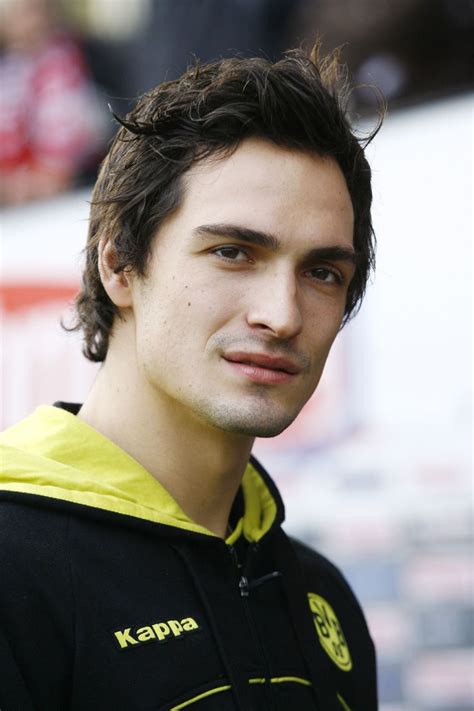 €12.00m* dec 16, 1988 in bergisch gladbach, germany. Mats Hummels (853×1280) (With images) | Short hair styles ...