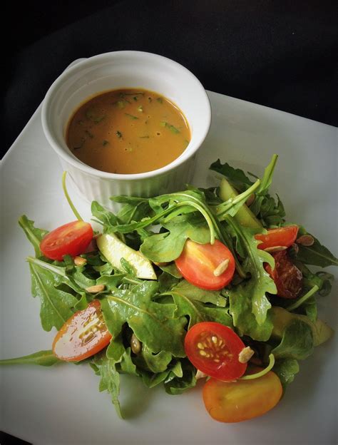 Good things happen when you start eating more 'live' foods. Oil-Free Balsamic Dressing - Quick, Easy Vegan Recipe ...