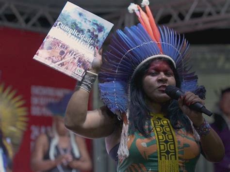 Amazon Watch Indigenous Women Mobilize To Resist Bolsonaro Healthcare Quality Healthcare