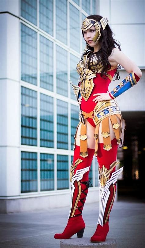 Fashion And Action Warrior Wonder Woman By Kamui Cosplay