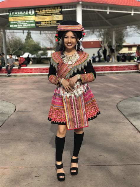 Pin By Mai Nyia On Hmong Style Hmong Clothes Coordinates Outfits