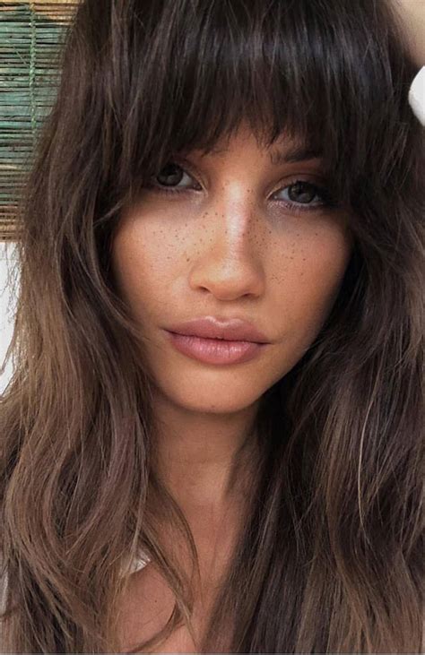20 Mid Length Hairstyles With Fringe And Layers Cute Brunette With Bangs