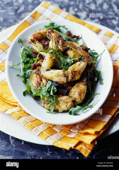 Frogs Legs Dish Hi Res Stock Photography And Images Alamy