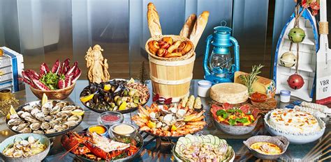 Although there are some plates that are more popular than others, culinary traditions. The Lighthouse By Le Comptoir Presents A Christmas Seafood ...
