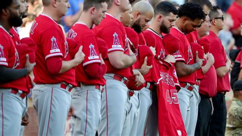 Mlb Angels Rangers Hold Special Moment Of Silence For Tyler Skaggs