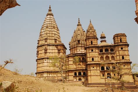 Awe Inspiring Chaturbhuj Temple At Orchha Mp Architecturally A