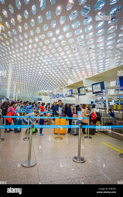 Shenzen China 29 January 2017 Inside Airport Terminal Hall Modern