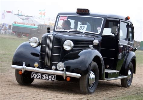 Pin By Martin Woods On Vintage London Taxis Taxi Cab London Taxi