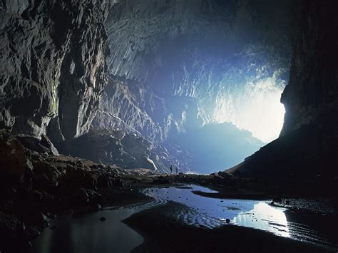 Dream Walker Hang Son Doong Biggest Cave In The World