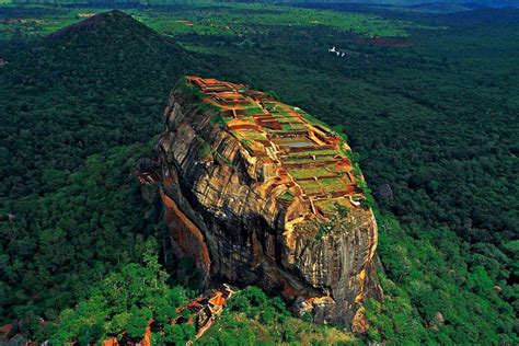 9 Must Visit Places In Sri Lanka Lonely Planets No 1 Travel Destination In The World