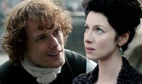 Outlander Deleted Scene Jamie Fraser Comforts Claire In Cut Scene From