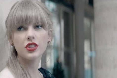 ‘begin Again Video Taylor Swift Meets Cute Vulture
