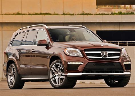 The new mercedes gl 63 amg has been specially designed for those who want an suv with a powerful, masculine look, but with a powerful dynamism and sporty elegance as well. MERCEDES BENZ GL 63 AMG (X166) - 2012, 2013, 2014, 2015 ...