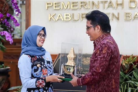 Bupati Badung Terima Kunjungan Bupati Blitar Terkait Studi Referensi