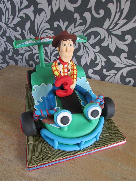 Toy Storys Woody Decorated Cake By Jen Lofthouse Cakesdecor