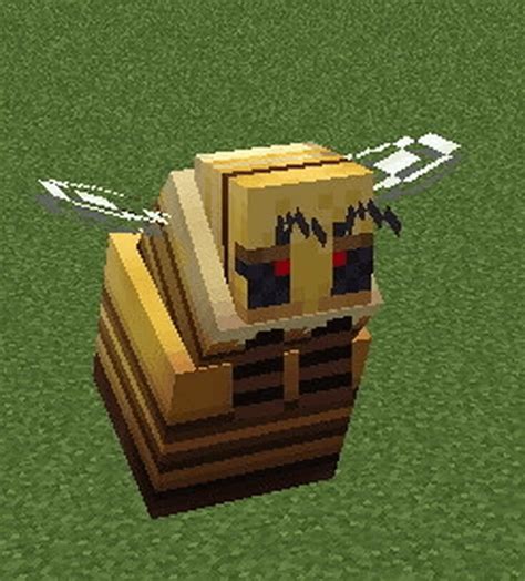 A Datapack That Adds Queen Bees Minecraft