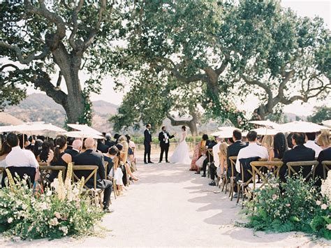 How To Plan A Vineyard Wedding From Top To Bottom