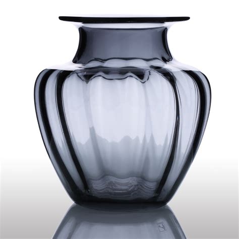 Casamotion Modern Hand Blown Jar Shaped Glass Vase Ribbed Design Home