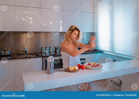 Housewife Cooking Breakfast At Kitchen Domestic Lifestyle Stock Image Image Of Morning