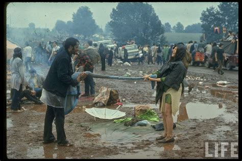 40 rare and incredible color photographs that capture scenes of the woodstock music and art fair