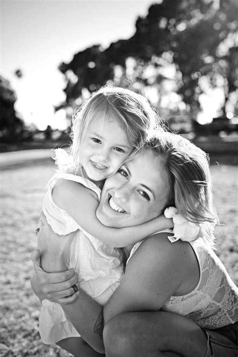 31 impossibly sweet mother daughter photo ideas daughter photo ideas mother daughter photos