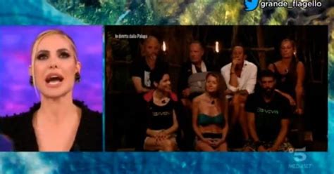 Isola dei famosi 2021, la guida: Isola dei famosi: via Daniela Martani, Elisa Isoardi all ...