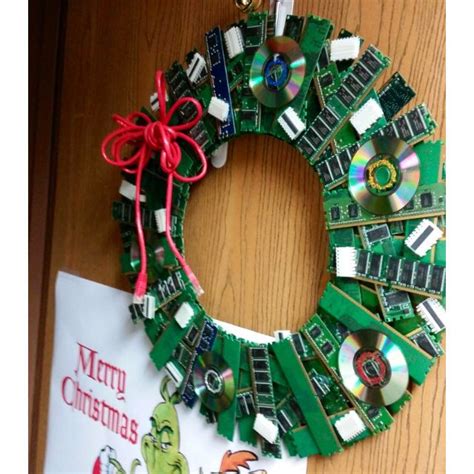A Wreath For Your Tekky Nerd Side Geek Christmas Decorations Office