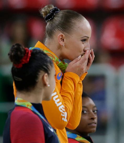 Jun 30, 2021 · na een jaar van onrust dreigt roemloze spelen voor turnsters. Picture | Rio Olympics 2016: Best Photos From Day 10 - ABC ...