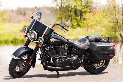 2019 Harley Davidson Flhc Softail Heritage Classic Vivid Black