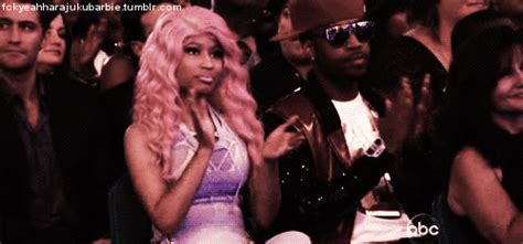 Nicki Minaj Clapping Hands S Find And Share On Giphy
