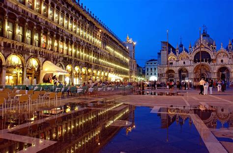 Shows In Stmarks Square Venice Tourism