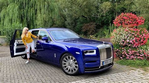 New Rolls Royce Phantom Worlds Most Luxurious Car Rolls Royce