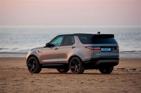 2021 Land Rover Discovery Gulupanama