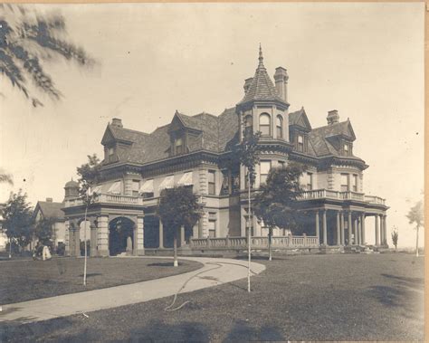 History — Henry And Anna Overholser Mansion