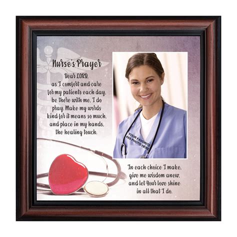 Let our gift hunting guide help you! Nurse Gifts for Women - Nurse Graduation Gift, Nursing ...