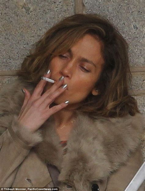 Jennifer Lopez Puffs On Cigarette Playing Grieving Mother On The