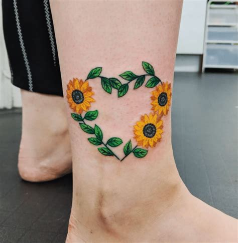 Details More Than 89 Sunflower Sister Tattoos Super Hot Ineteachers
