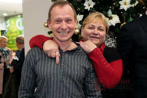 Hrdinové filmu vlastníci jsou totiž jedněmi z nich, patří jim… posted by dagmar havlová veškrnová. Na slavnostní premiéru Vlastníci dorazila čerstvá maminka ...