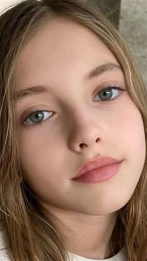 Top 10 Most Beautiful Tween Girls