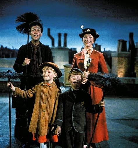 Review Disney Mary Poppins 50th Anniversary Edition Bonus Clips And